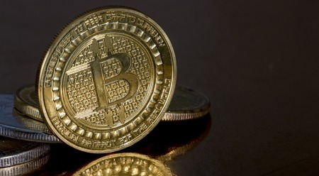 中比特怎么充值人民币