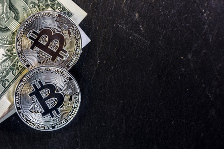 艾达币ada在哪里查询持有量