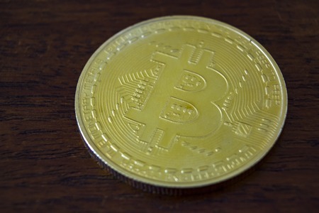 DOT和XRP两个币升值空间如何