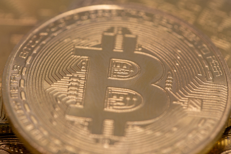 在哪个平台可以买ADA艾达币