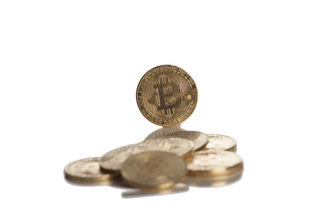 一天什么时候币价最便宜