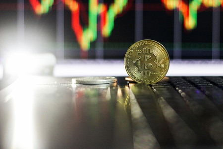 比特币为什么这么高