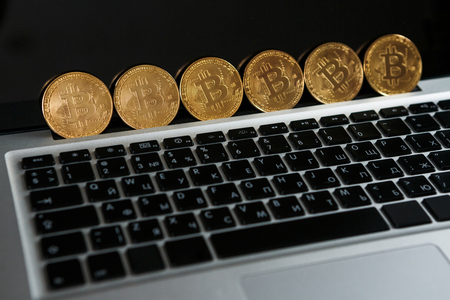 怎么充值购买btc